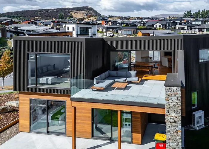 Vakantiehuis Grand Alpine Vista Escape Wanaka